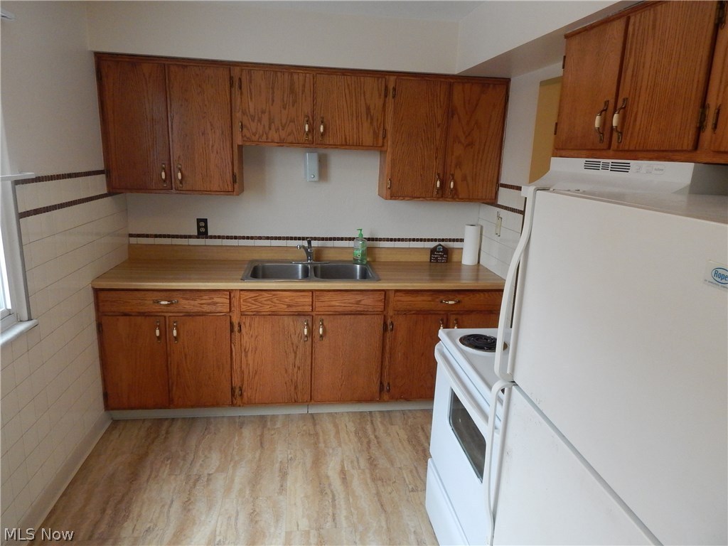 Warren Pkwy Condo - Residential Lease