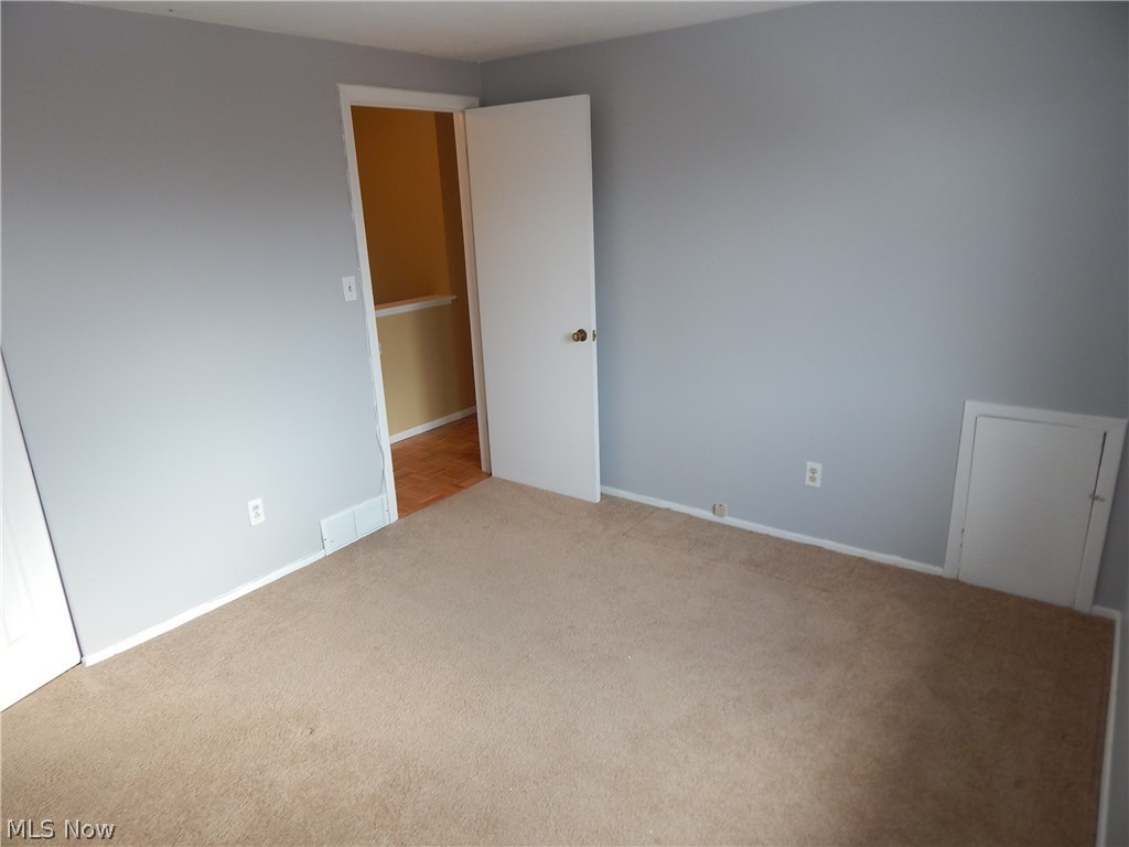 Warren Pkwy Condo - Residential Lease