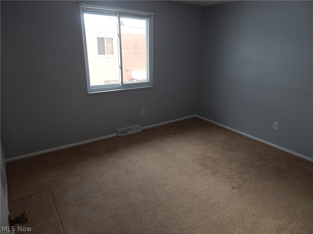 Warren Pkwy Condo - Residential Lease