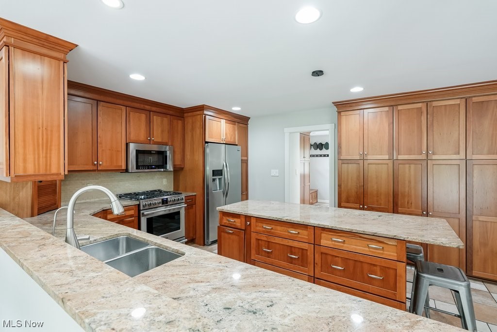 Robinwood Hills Sub - Residential