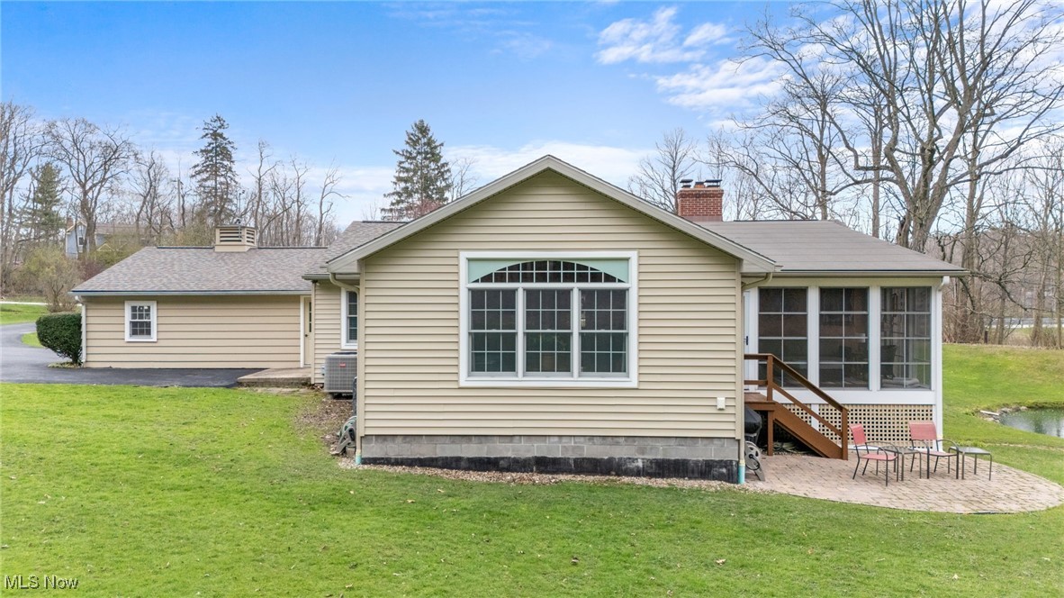 10729 Allen Drive, Chardon, Ohio image 38