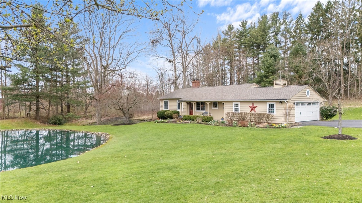 10729 Allen Drive, Chardon, Ohio image 2