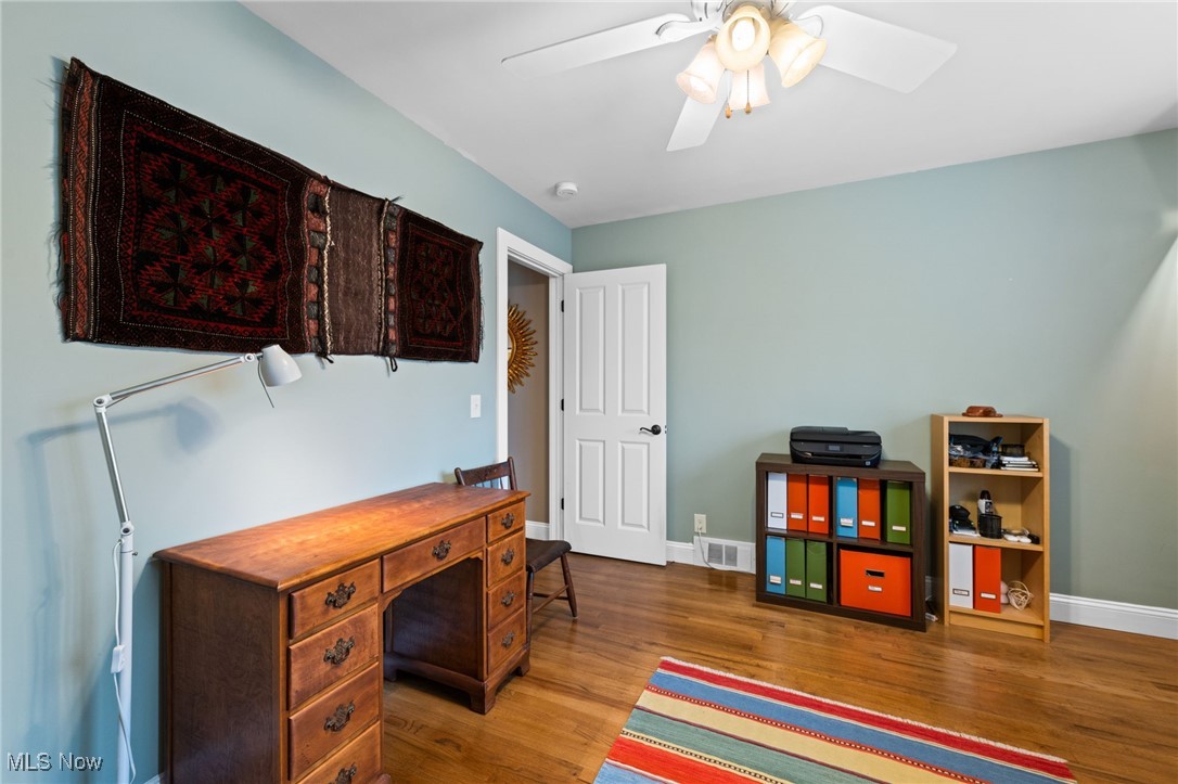 10729 Allen Drive, Chardon, Ohio image 23