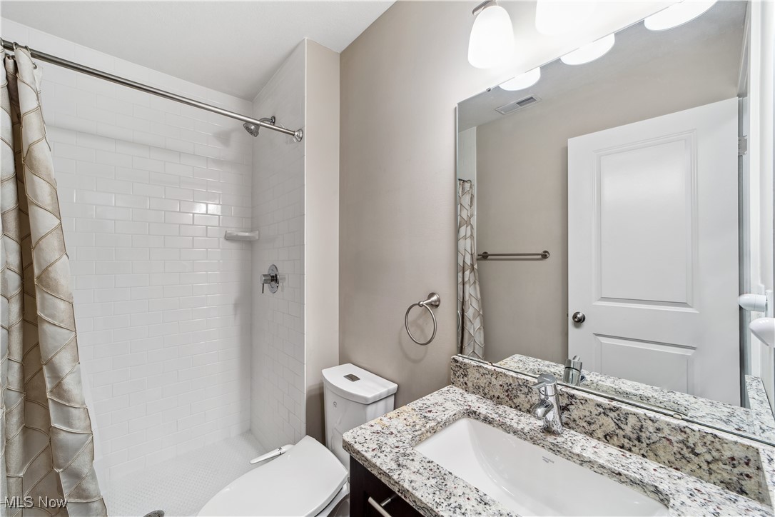 2528 W 7th Street, Cleveland, Ohio image 6