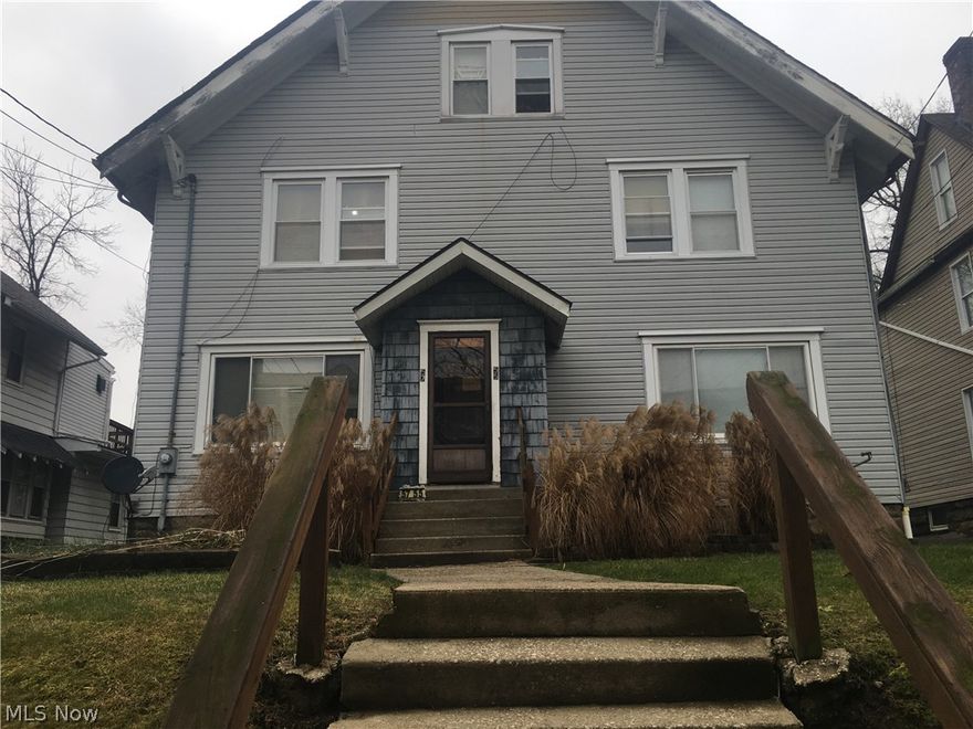 Efficiency apartment with area for bedroom, kitchen, and full bath. Apartment located in lower level. Landlord pays all utilities! Off street parking available. Kitchen equipped with stove and refrigerator. Apartment has laminate flooring and painted in gray neutral color. $35 application fee online required.