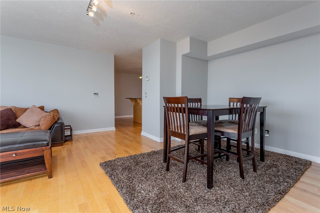 Stonebridge Towers - Residential