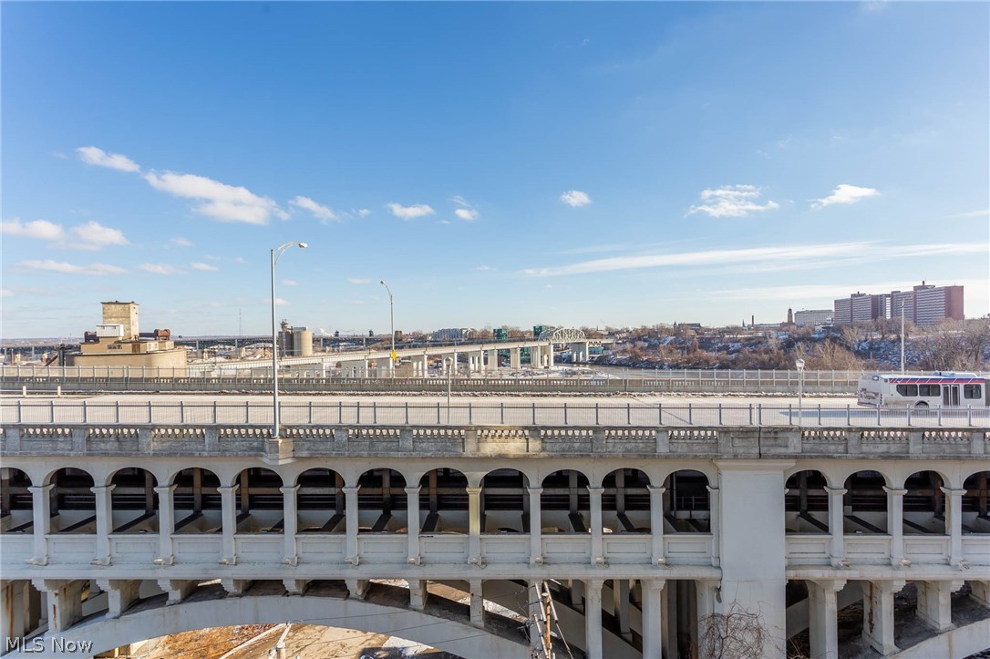 Stonebridge Towers - Residential