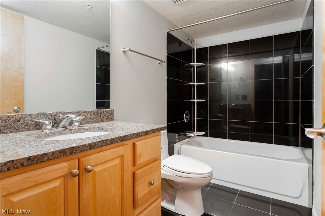 Stonebridge Towers - Residential