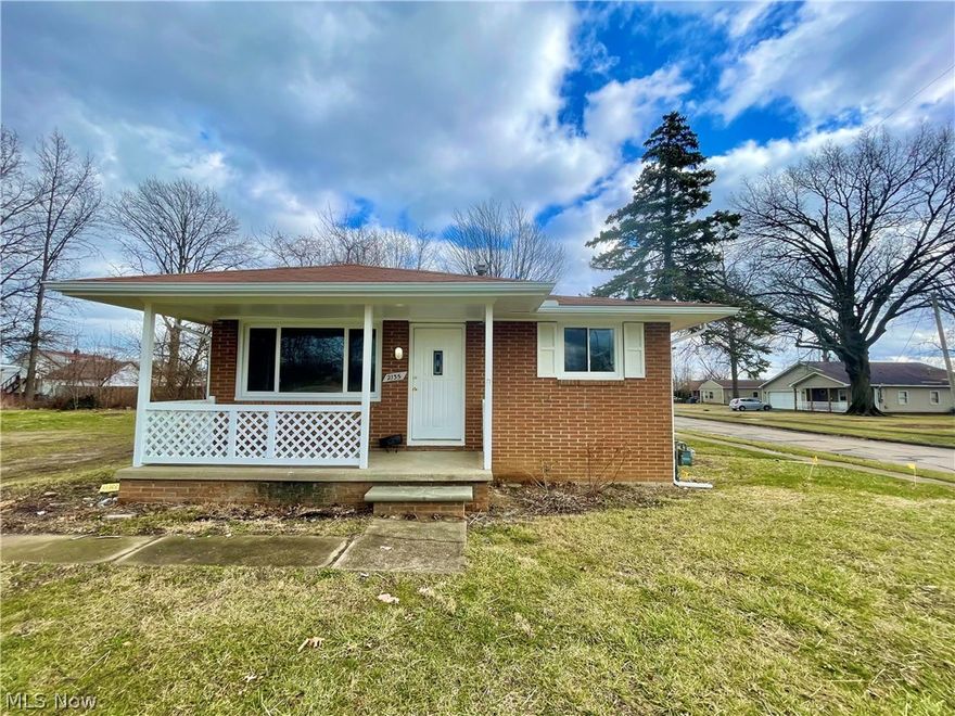 Lovely 3 bedroom ranch now available- Spacious layout and updated throughout