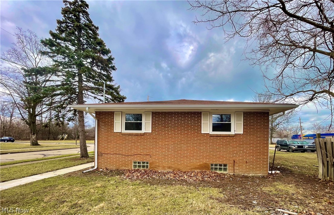 Pole & Reeves City Acres - Residential