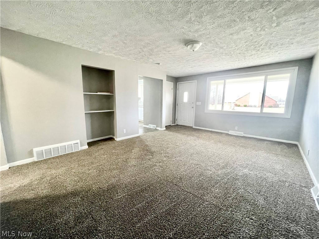 Pole & Reeves City Acres - Residential