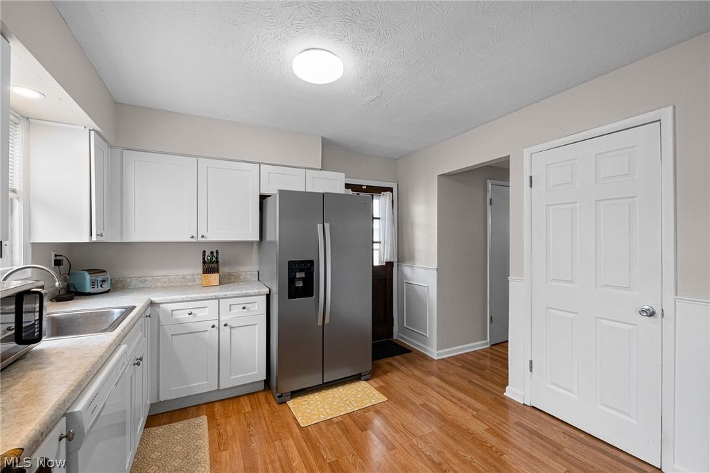 Photo of 1371 Sorin Avenue, Akron, OH 44310 (MLS # 5200346)