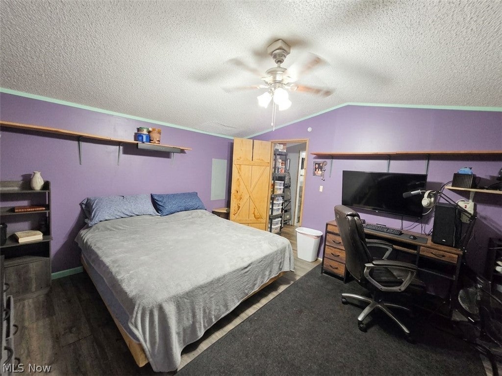 200 S Blackwood Drive