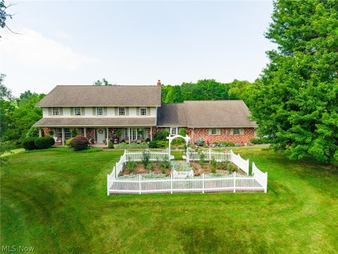Homes For Sale - 16455 Dover Road<br/> Dundee, OH 44627