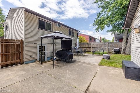 Tiny photo for 6243 Rosebelle Avenue, North Ridgeville, OH 44039 (MLS # 5210460)