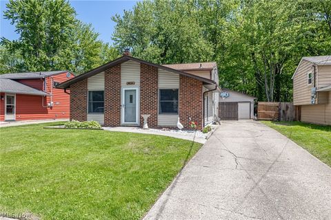 Tiny photo for 6243 Rosebelle Avenue, North Ridgeville, OH 44039 (MLS # 5210460)