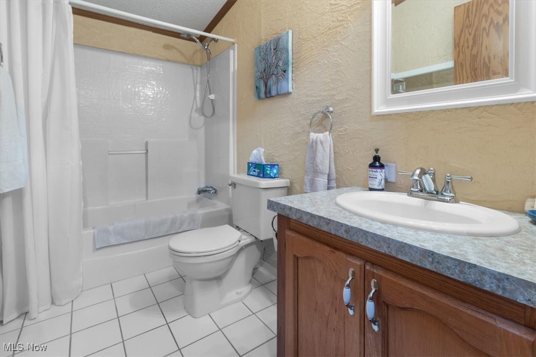 Twin Lakes - Residential