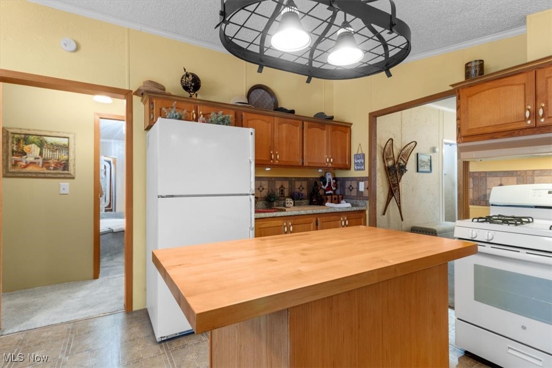 Twin Lakes - Residential