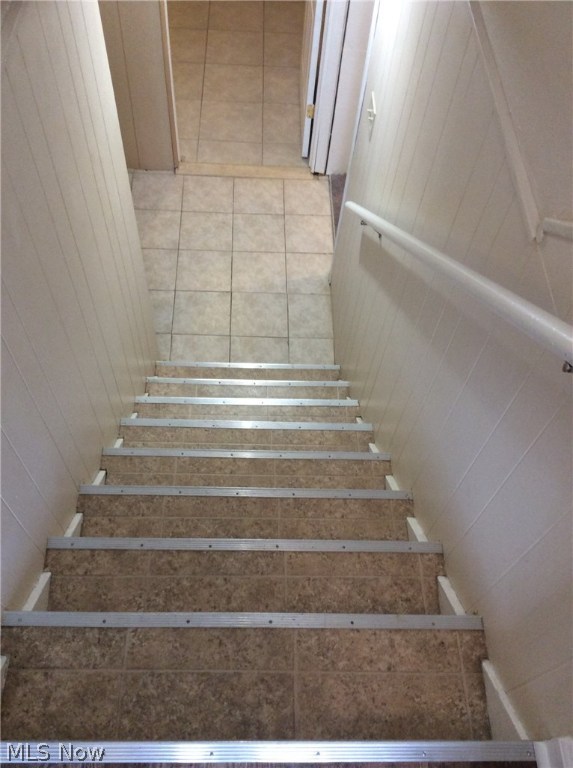 H A Stahl Props Cos Ridgewoo - Residential