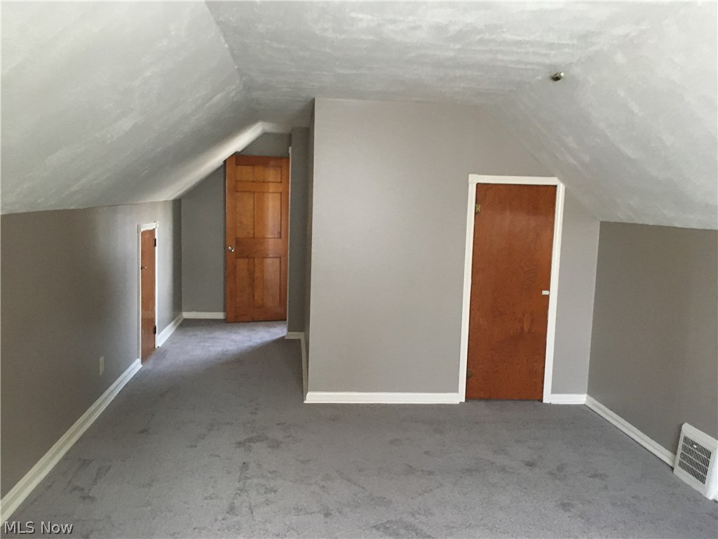 H A Stahl Props Cos Ridgewoo - Residential