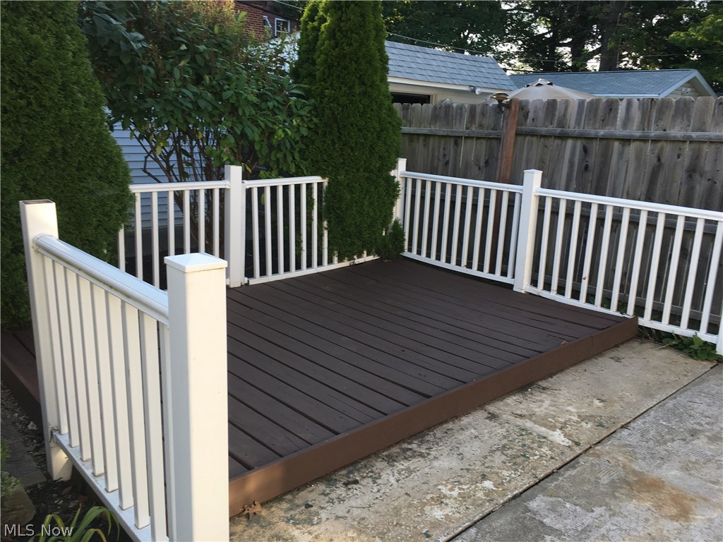 H A Stahl Props Cos Ridgewoo - Residential