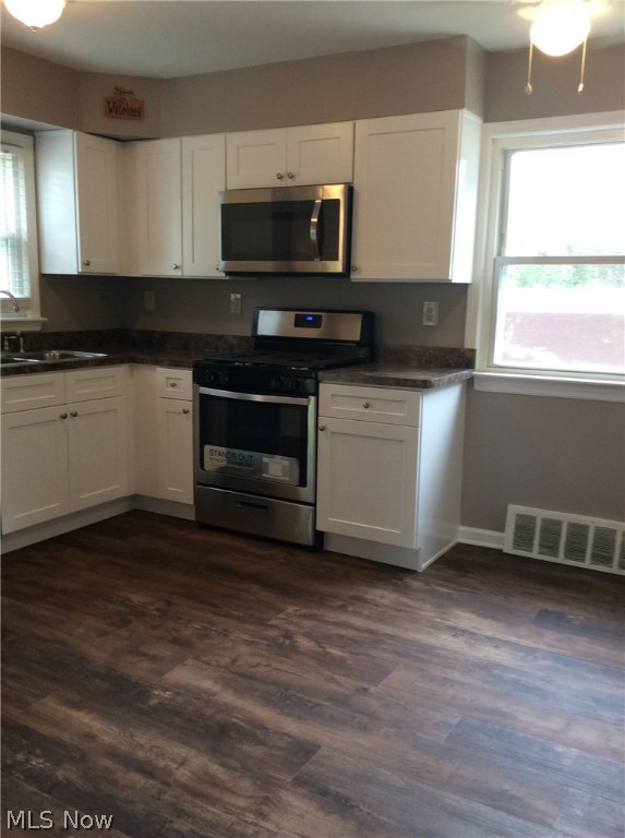 H A Stahl Props Cos Ridgewoo - Residential