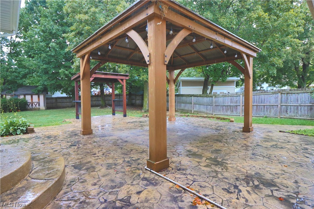 Lakeway Woods - Residential