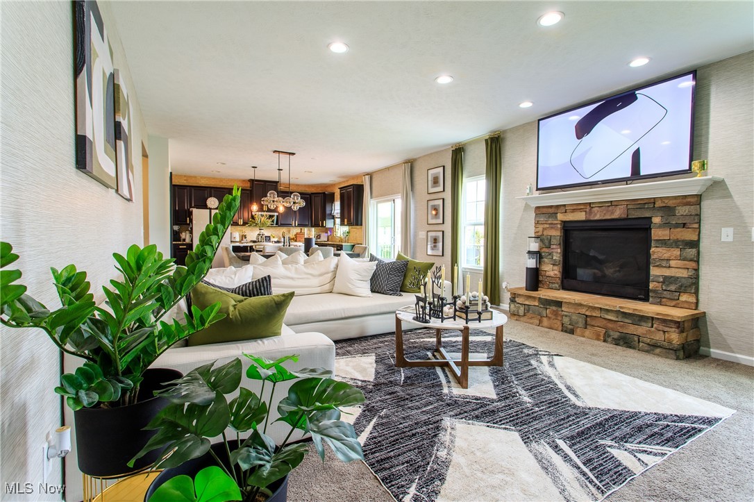 784 Hilliary Lane, Aurora, Ohio image 15