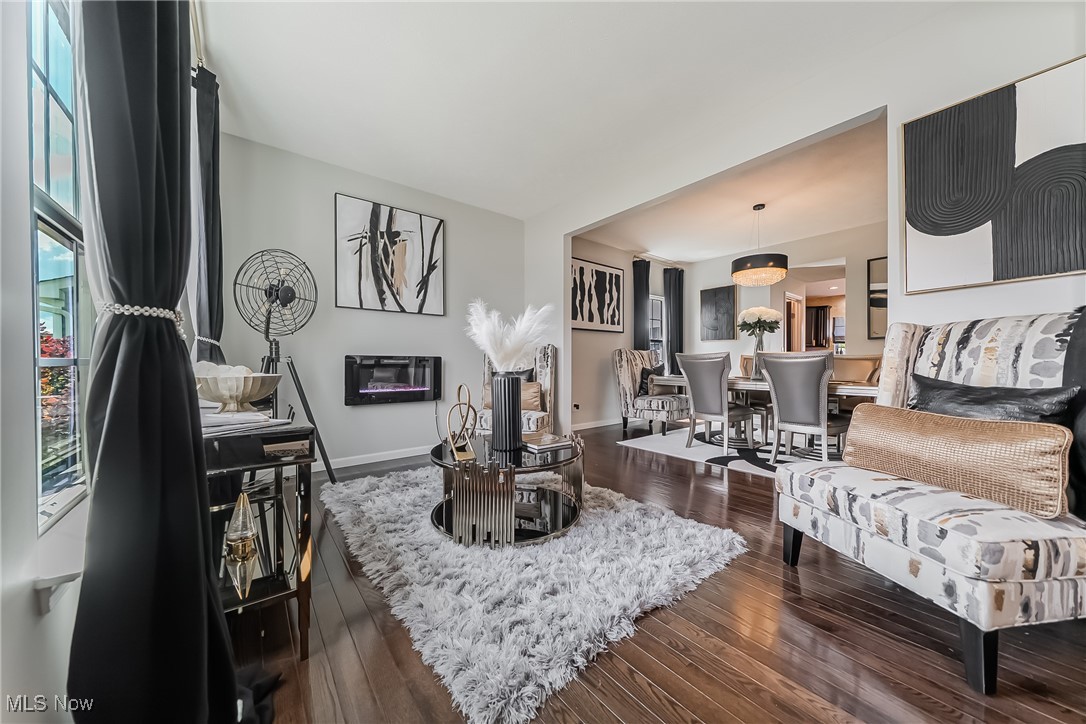 784 Hilliary Lane