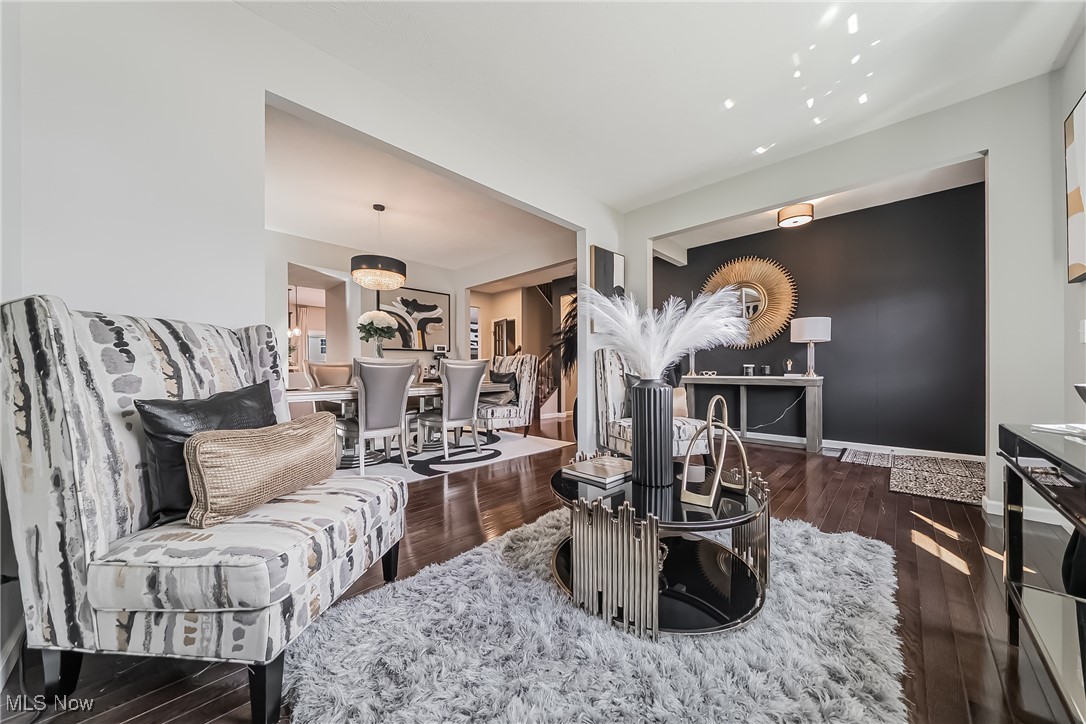 784 Hilliary Lane