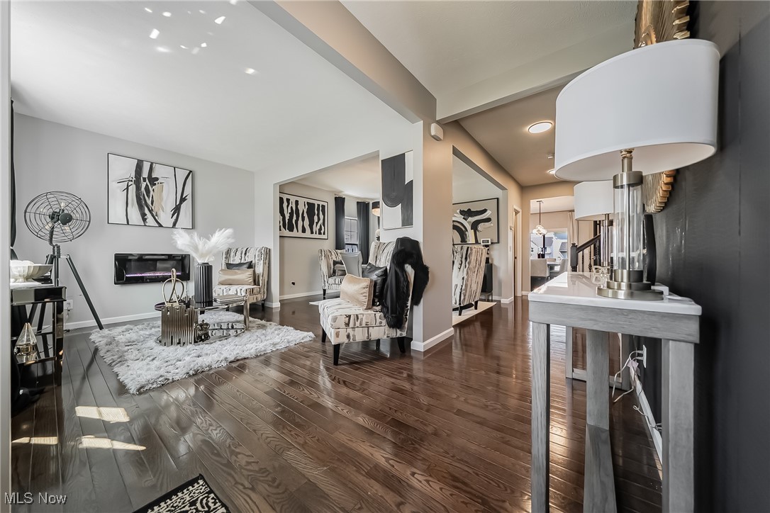 784 Hilliary Lane