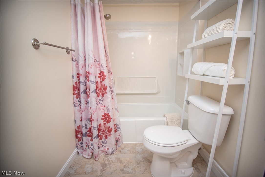 Inner Circle Condo - Residential