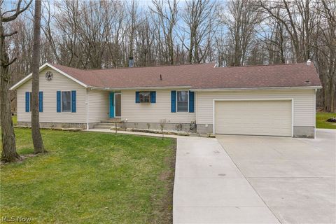 Homes For Sale - 528 E Howe Road<br/> Tallmadge, OH 44278