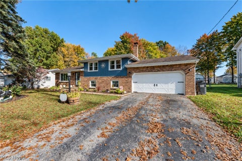 Tiny photo for 171 Fair Meadow Drive, Austintown, OH 44515 (MLS # 5255664)