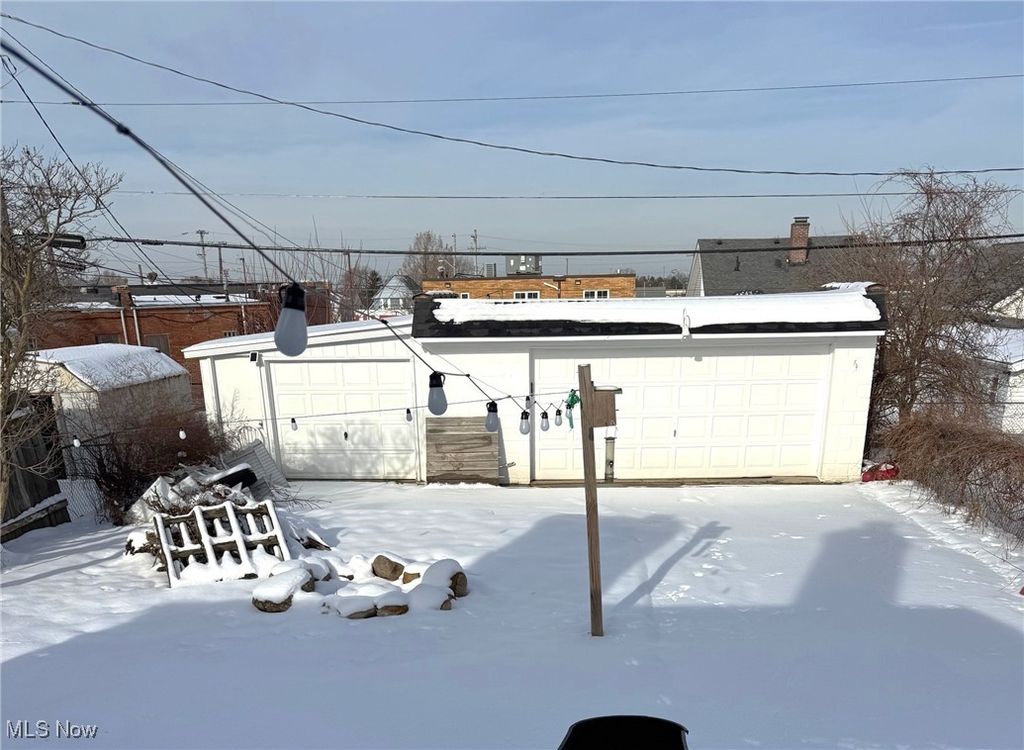 Photo of 7010 Theota Avenue, Parma, OH 44129 (MLS # 5177427)