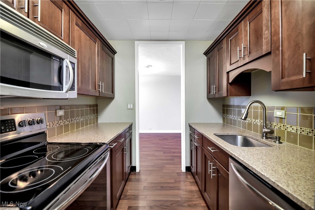 12700 Lake Avenue 801