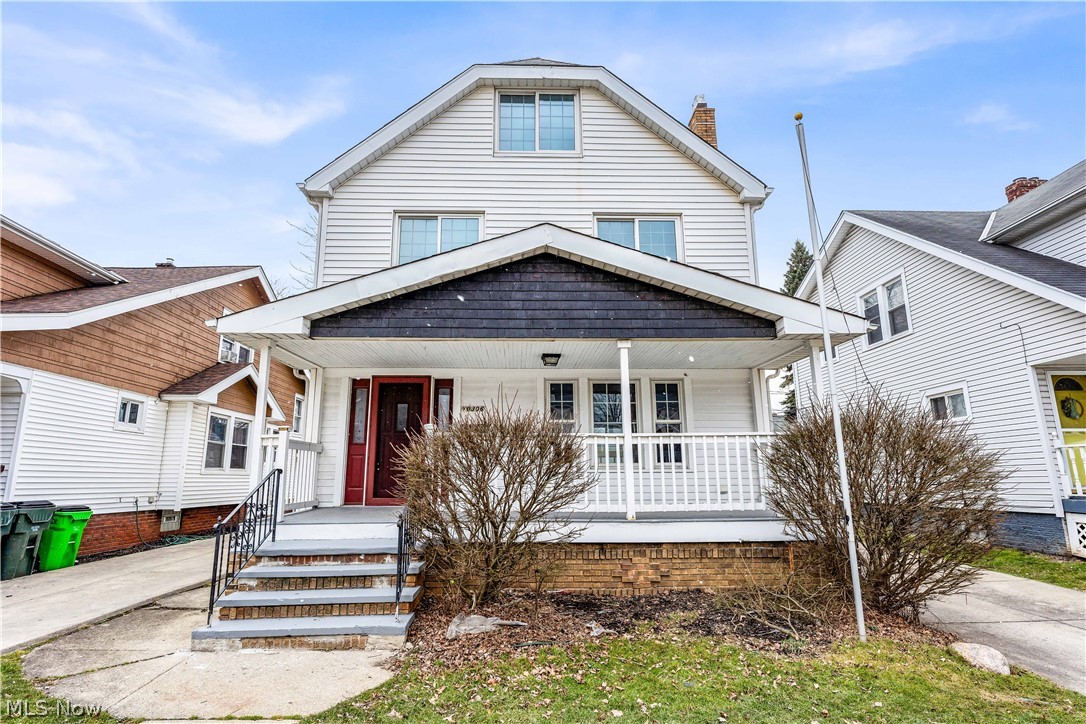 Single family investment property. Colonial home with 3 bedrooms, 1 full bathroom, full basement. There is a 2-car detached garage and covered front porch. The home is currently tenant occupied. Great addition to any rental portfolio!