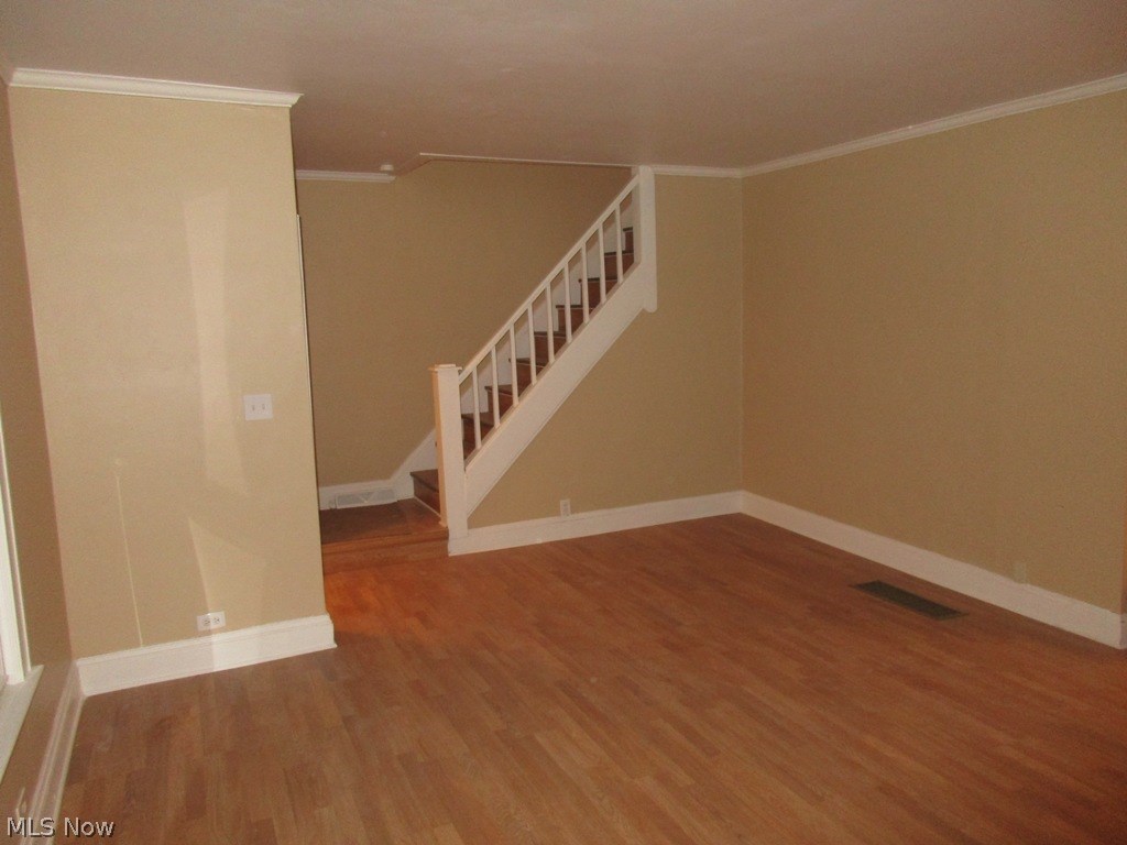 Laura H Stewarts - Residential Lease