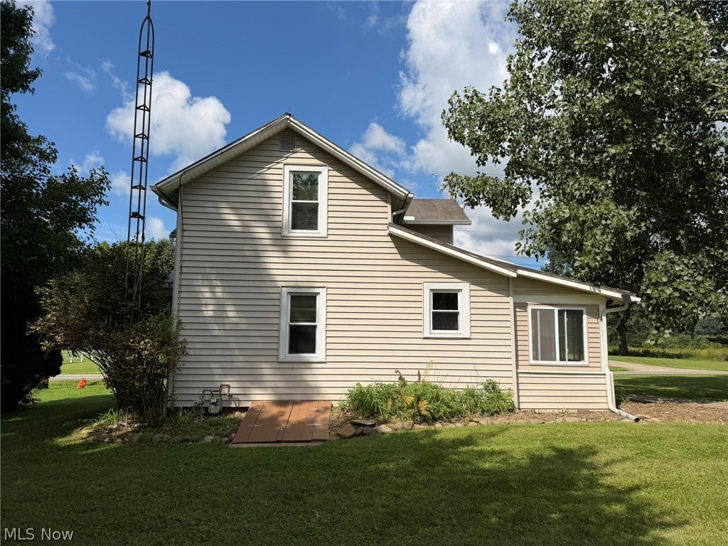 203 N Applecreek Road