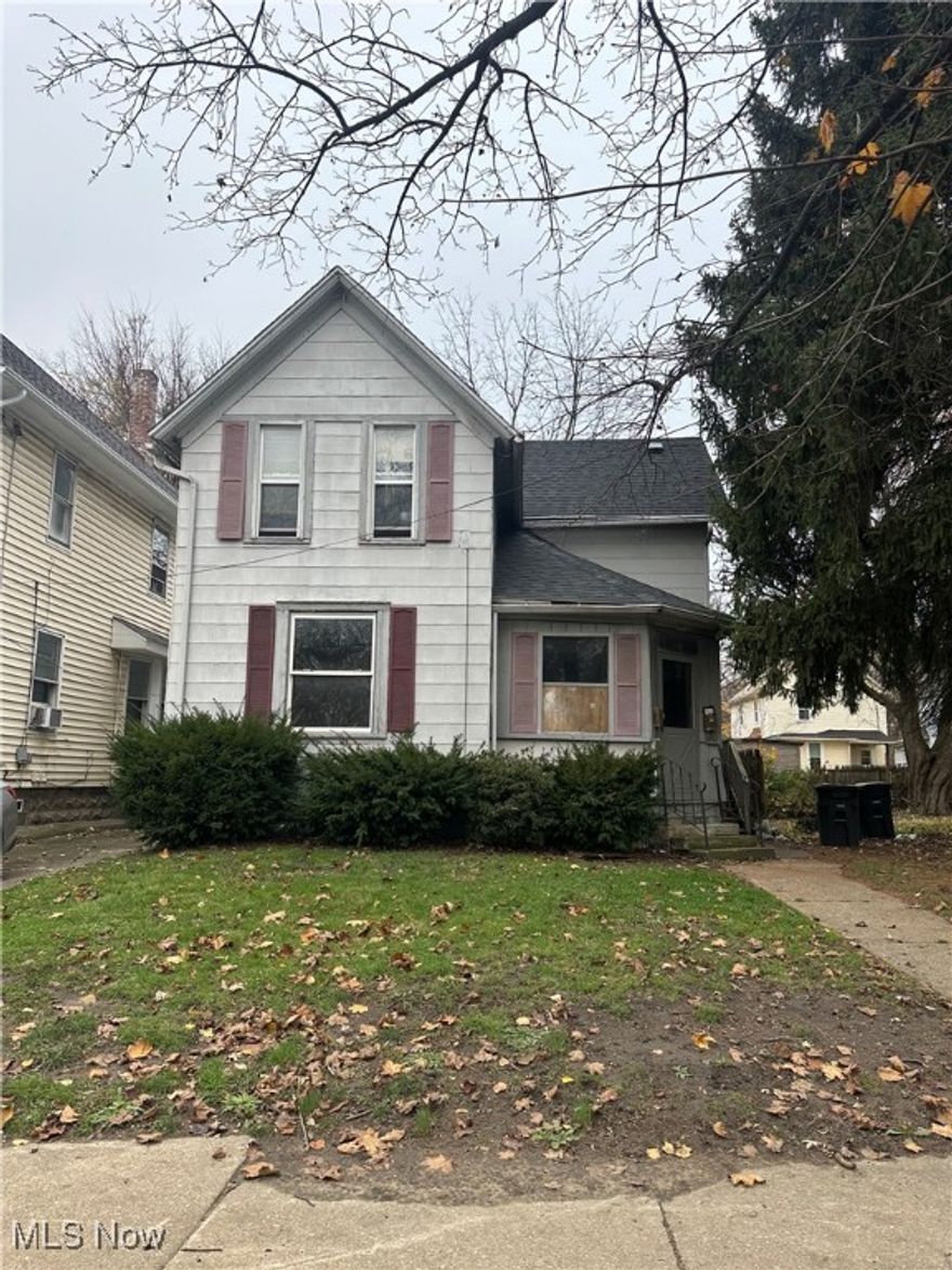 This investment duplex features two 2-bedroom, 1-bath units. The upstairs unit is currently rented for $625/month, while the lower unit was previously rented for $750/month. Both units could use a renovation. The property is being sold as is. The owner is also selling two other duplexes on the same street and is open to negotiating a respectable package deal for all three. Contact me today to find out more information on the other properties. HIGHEST AND BEST DUE BY 12/03/2024 9 PM