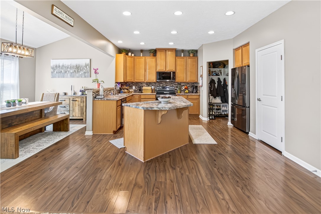 7326 Quails Nest Lane