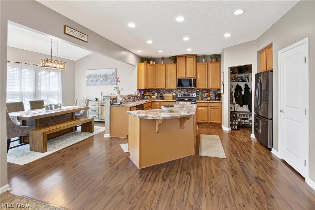 7326 Quails Nest Lane