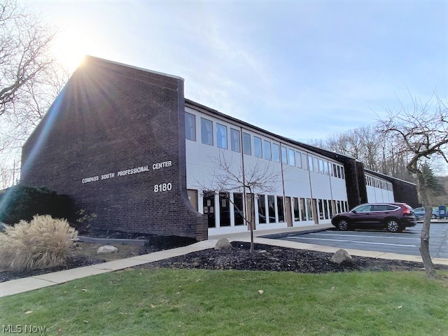 Brecksville - Commercial Sale