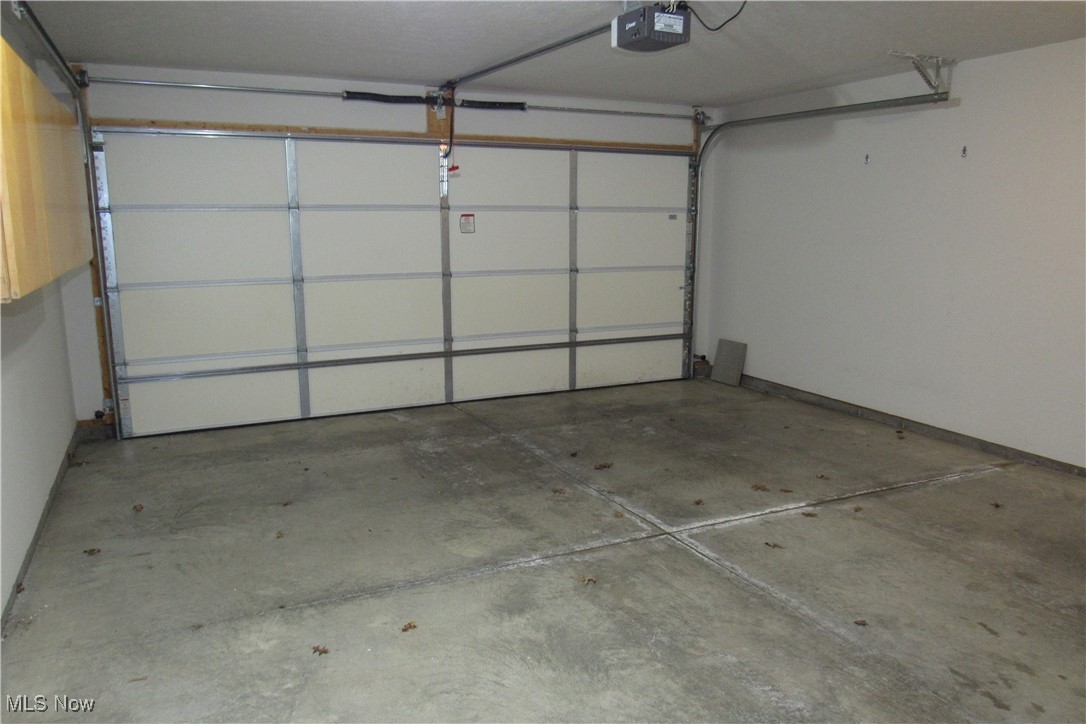 Vanna Shores Condo Bldg 16 Ph - Residential