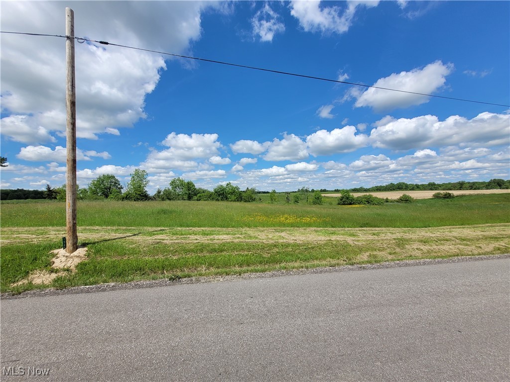 1568 Cinnamon Drive, West Salem, Ohio image 1