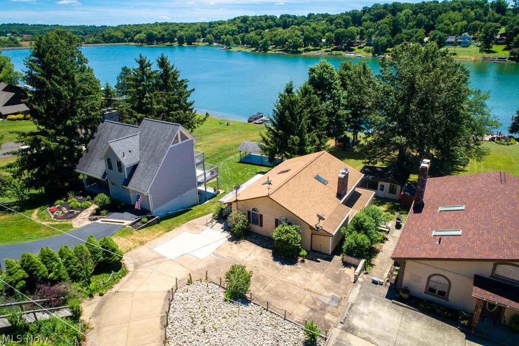 Lake Tamahawk - Residential
