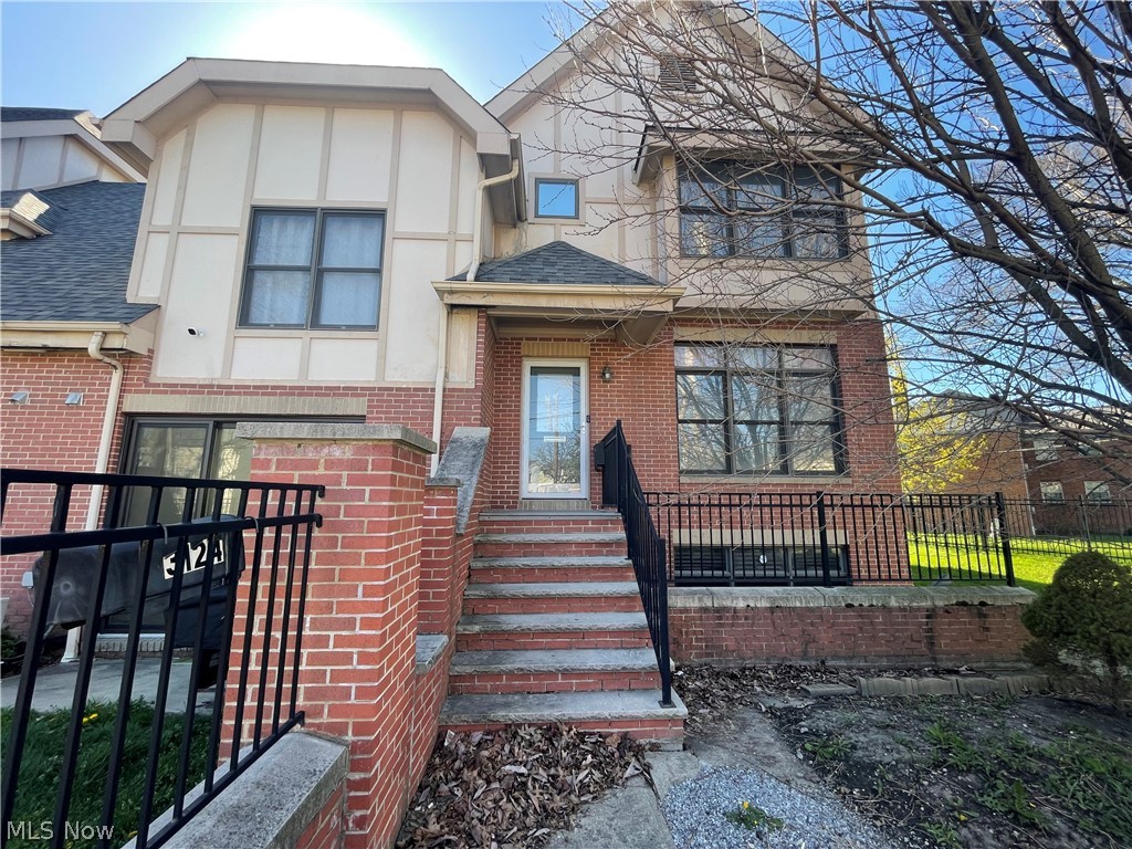 Southington Manor Condo - Residential