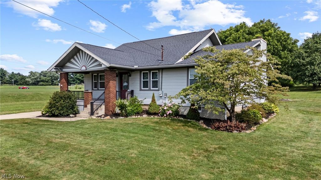 Photo of 11725 Forty Corners Road NW, Massillon, OH 44646 (MLS # 5190843)