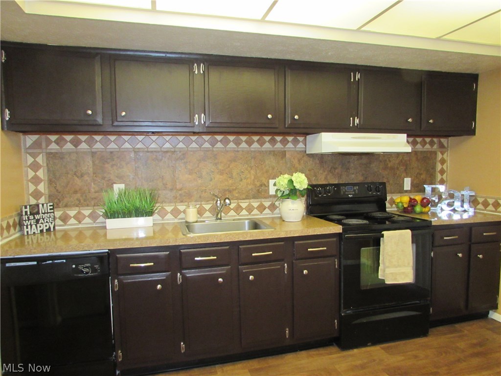 Harbour Light Condo - Residential