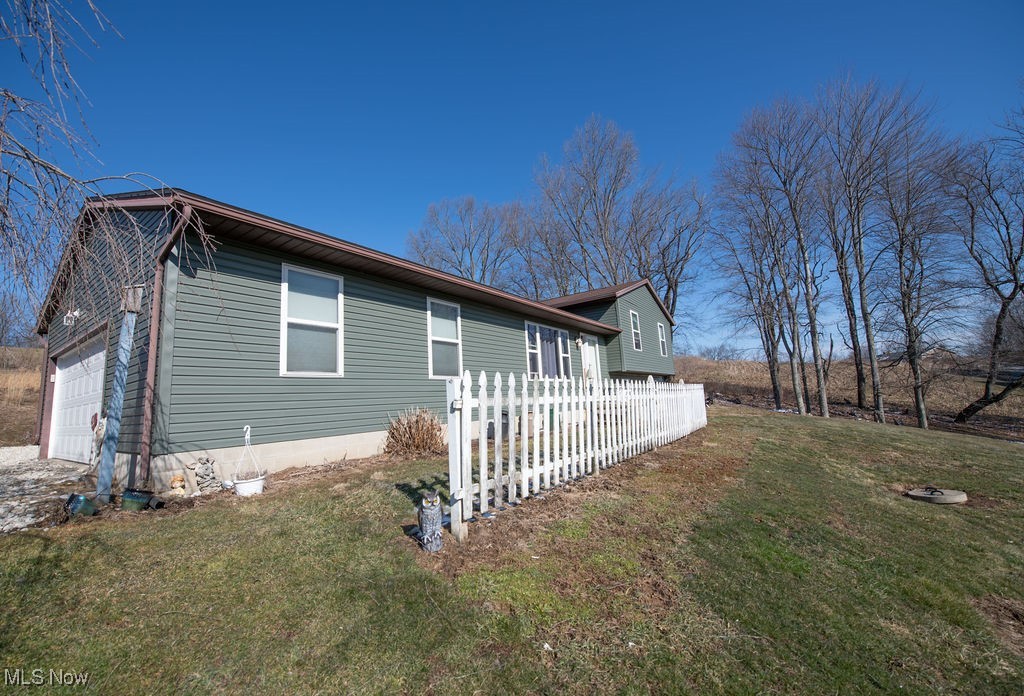 11153 Augusta Road, East Rochester, Ohio image 2